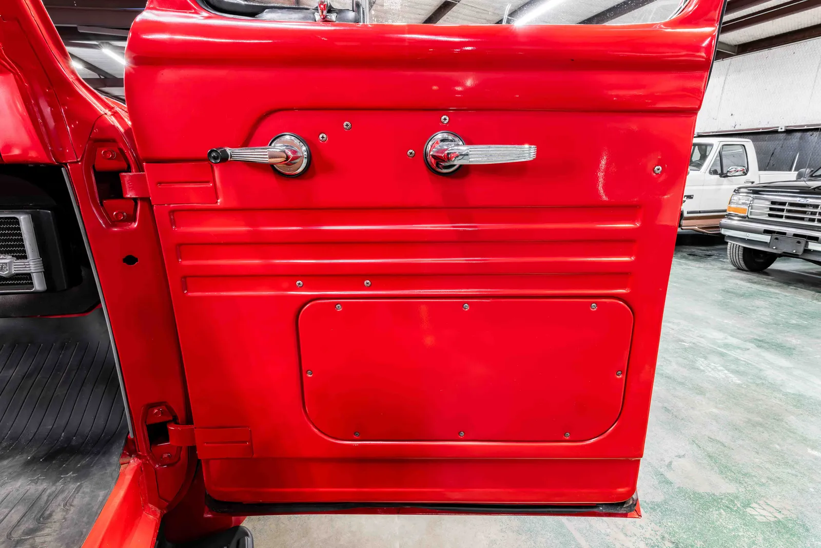 1955-Ford-F100-Red-F10D5R34267-47.jpg